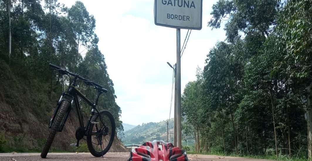 Gatuna border post, a bike and helmet in view